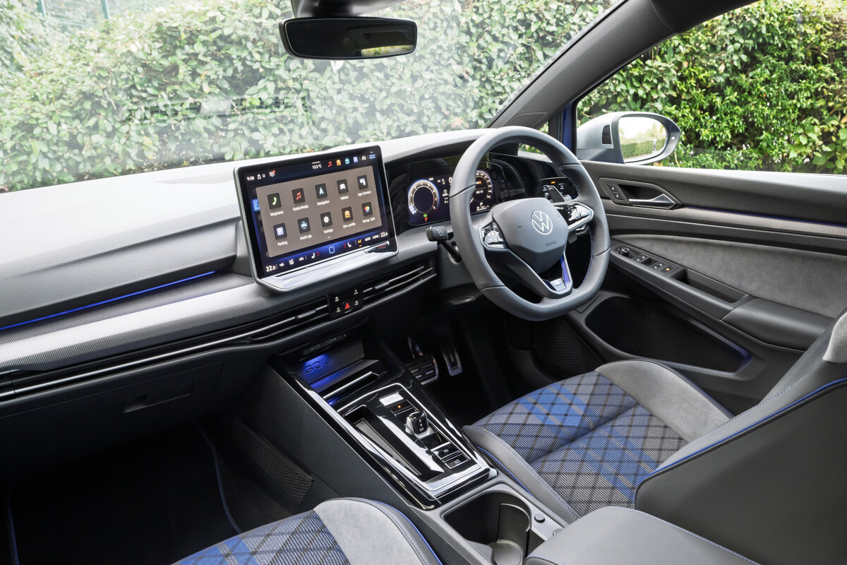 VW Golf R interior